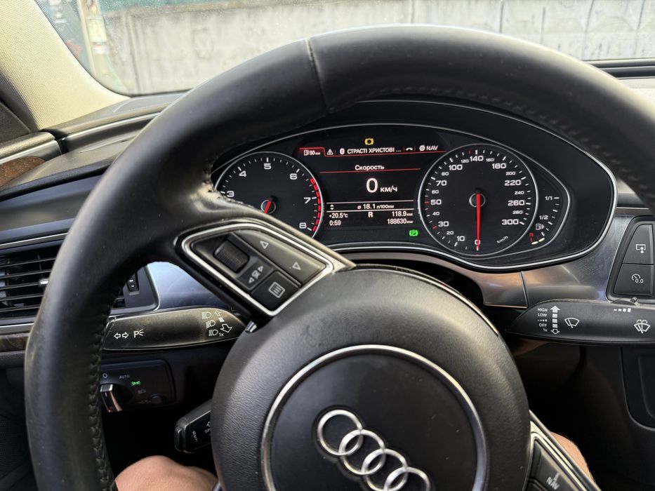Audi a6c7 офіційне авто