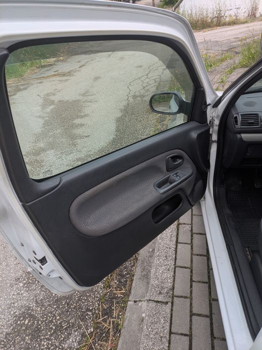 Clio 2 Storia Comercial 1.5 dci
