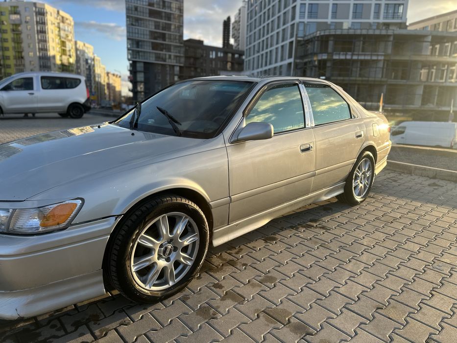 Продам Toyota Camry 20