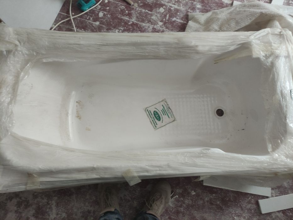 Продам ванну акрилову 150*70, нова
