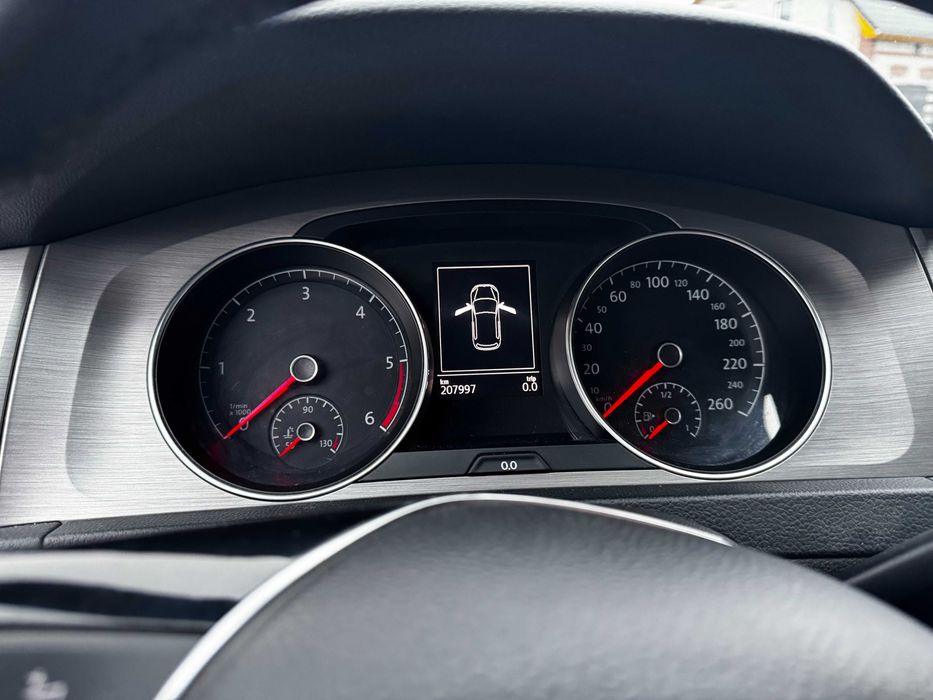 Volkswagen Golf VII 1.6 TDI