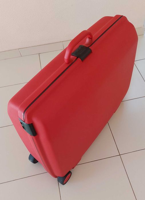 Mala Strong ABS Samsonite