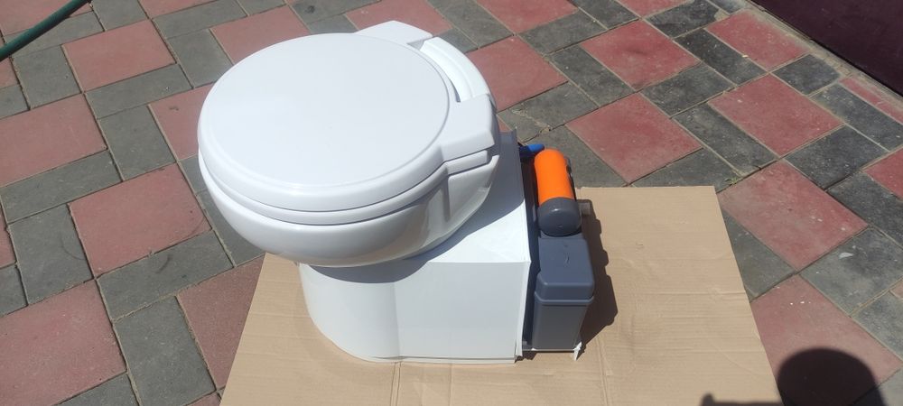 Thetford Dometic био туалет  кемпер душ подондом на колесах кераміка я