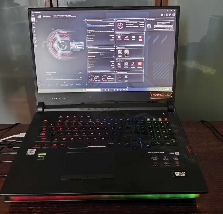 ASUS ROG Strix SCAR III 17.3'' i7-10875H/16GB/512GB 300Hz Win11