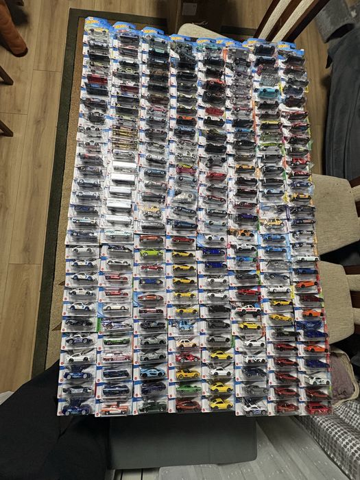 NIE NA SZTUKI Mega potezna kolekcja hot wheels  sth th premium itp