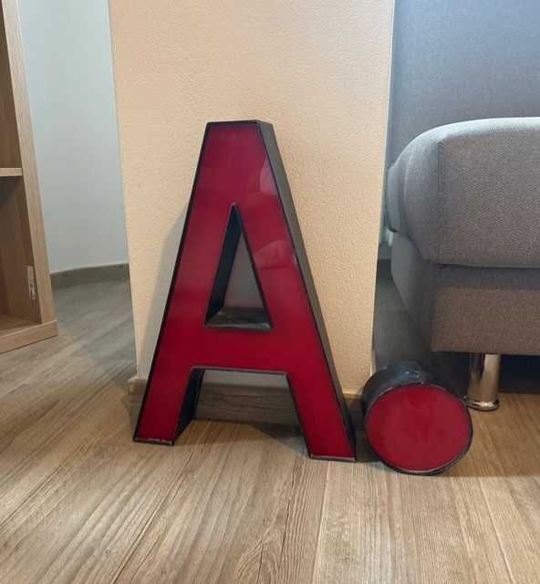 Letra reclame industrial