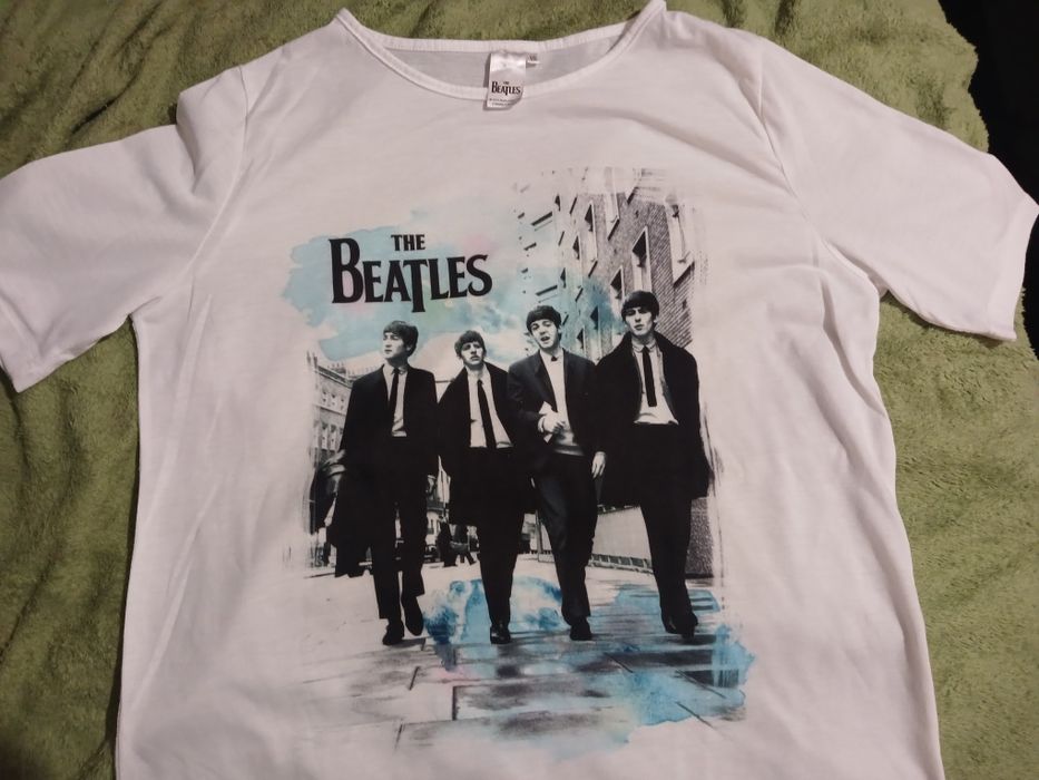 Мерч оф. Футболка б/у The Beatles.