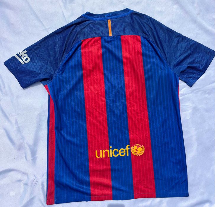 Barcelona 2016/2017 Home Footbal Shirt Nike Jersey Size L