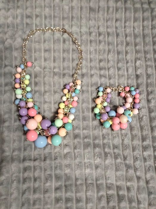 Colares zara e mango
