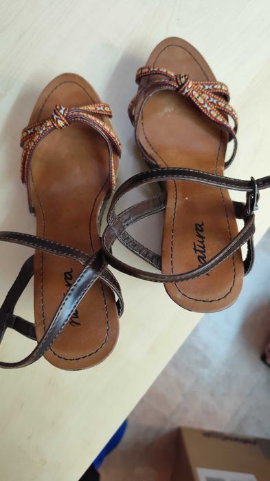 Sapatos Natura, tamanho 39