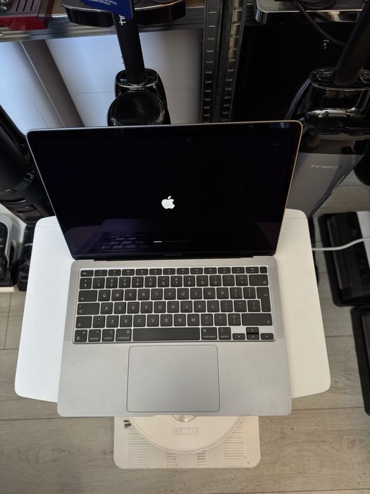 Macbook Air M1 8/256гб повний комплект