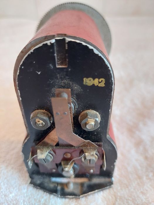 Продам магнето на полевой телефон.