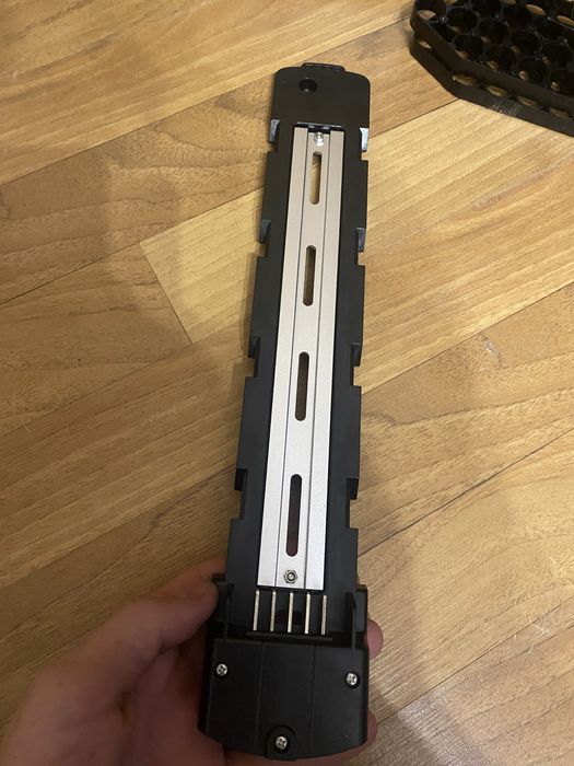 Корпус для акумулятора