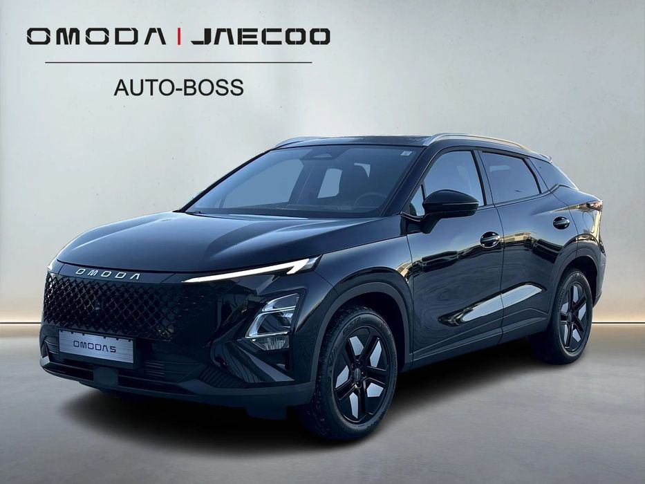 Omoda 5 Nowa Omoda 5 w wersji z silnikiem benzynowym dostępna od ręki