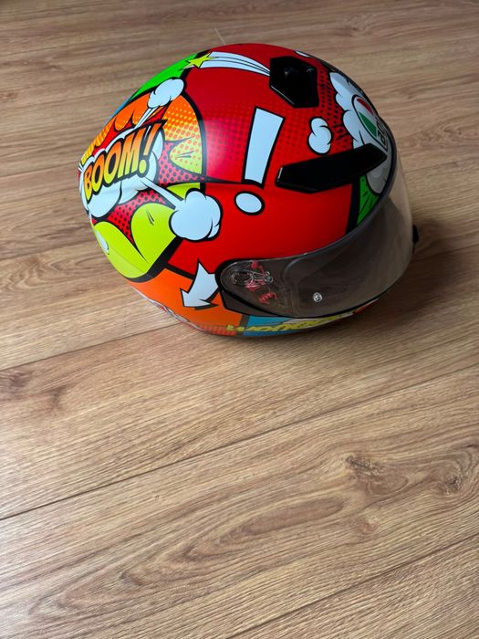 Kask motocyklowy AVG