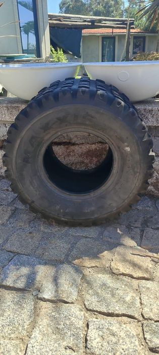 Pneus moto 4 - MAXXIS