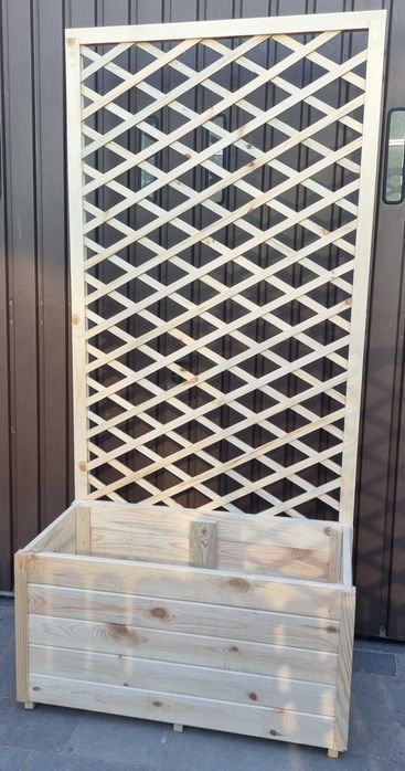 Donica skrzynka drewniana balkonowa na taras na kwiaty z pergolą krata