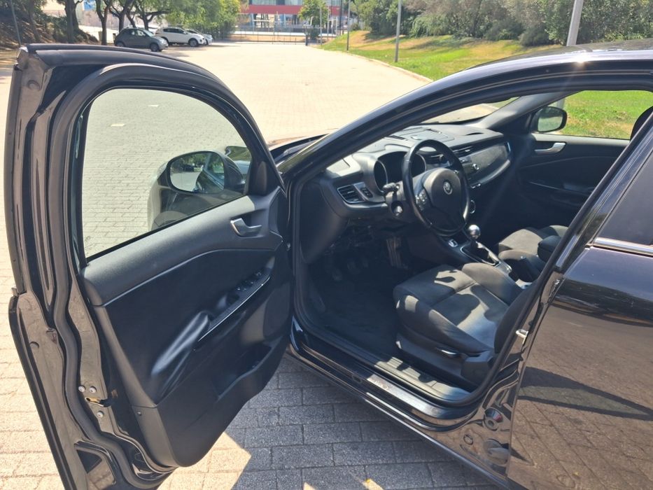 Alfa Romeo Giulietta 1.6 JTDm Distinctive