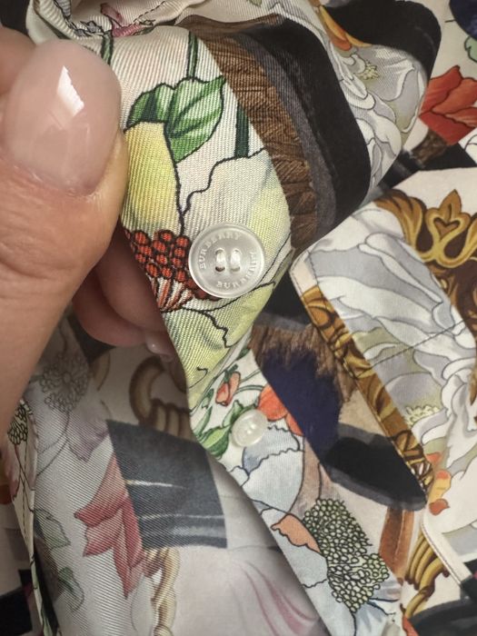 Блузка  Burberry