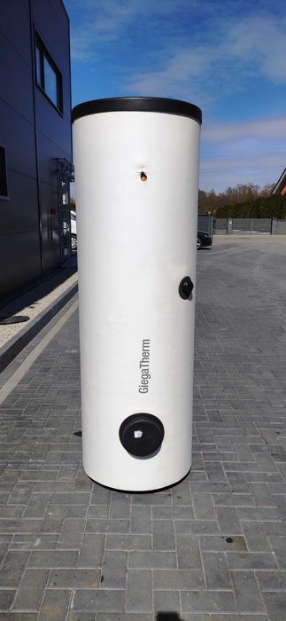 Bojler VIESSMANN 300 L 2 x wężownica SOLAR ocieplony