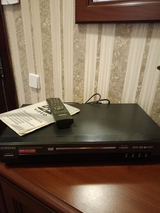 2хкассетный магнитофон и DVD проигрователи