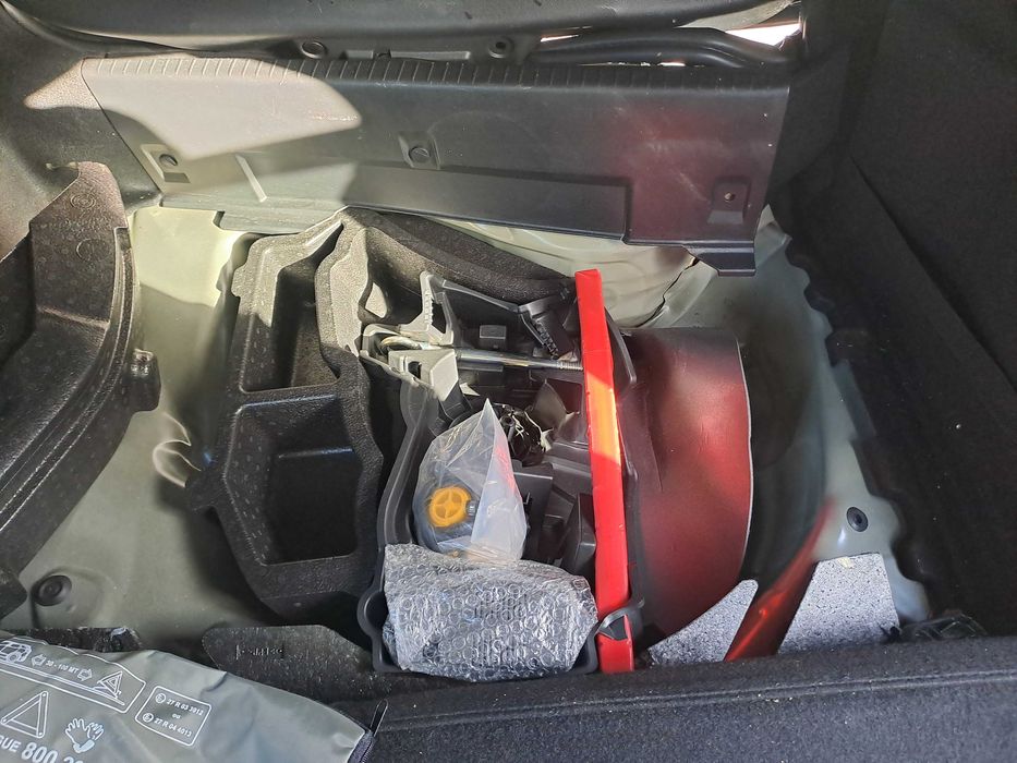 Peugeot 208 Allure 1.5 BlueHDI, 2020 Nacional