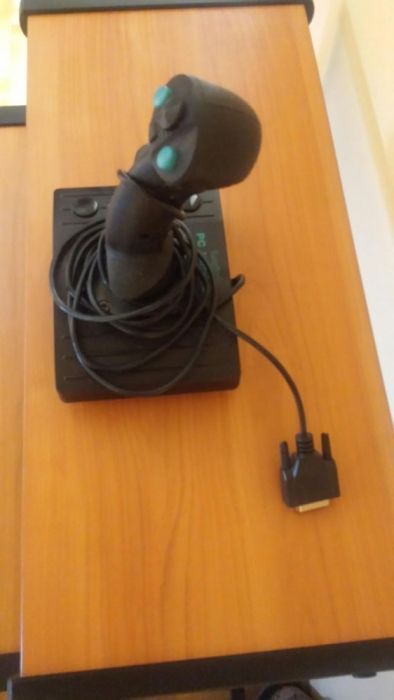 Sprzedam joystick