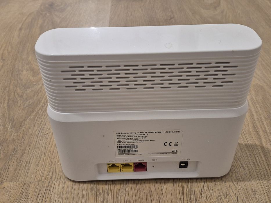 Router ZTE MF258 LTE z anteną zewnętrzną
Pracował z kartą T-Mobile.
Sp