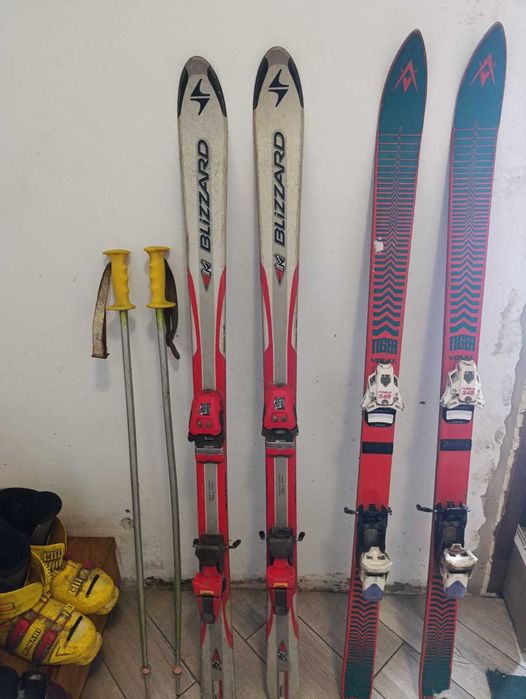 Продам лижі та бути