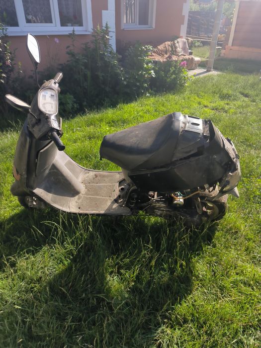 Скутер Piaggio Sfera 50