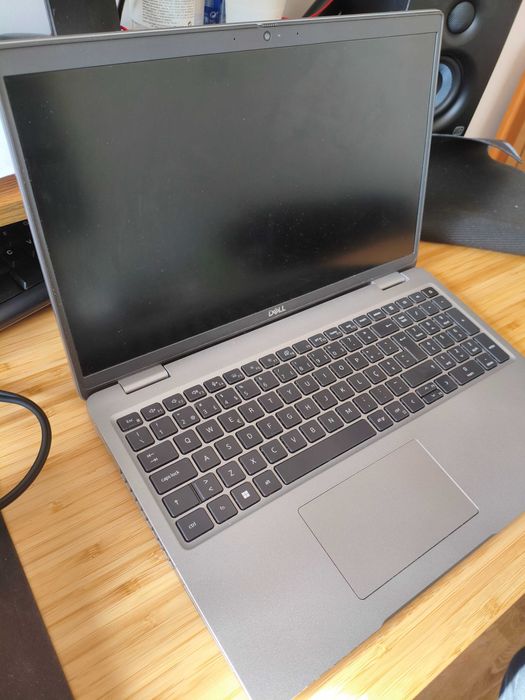 Portátil Dell Precision 3581 - Intel i7-13800H | 32gb RAM | RTX A500