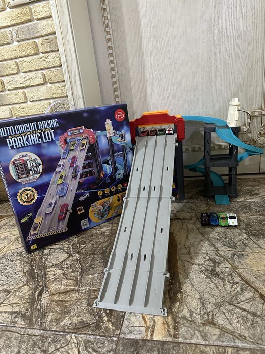 Паркінг- трек машинки