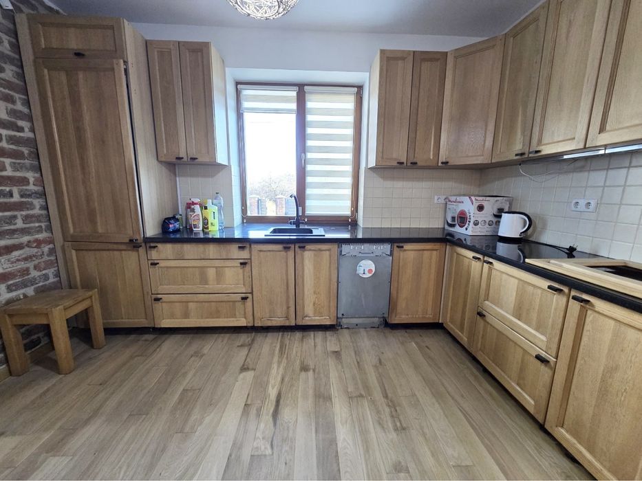 Оренда КЛАСНОГО КОМПАКТНОГО БУДИНКУ, двір, гараж, КАМІН, генератор,інв