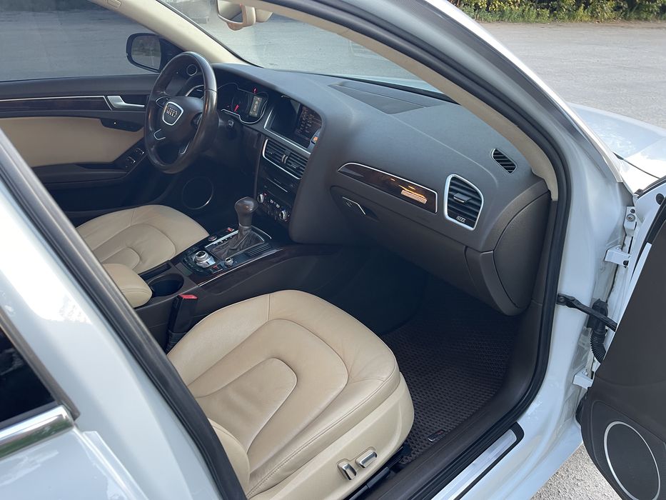 Продам Audi-4 автомат