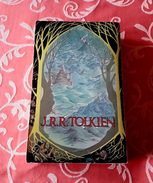 J R R Tolkien - Senhor dos Anéis - Unwin Paperbacks PB 1979