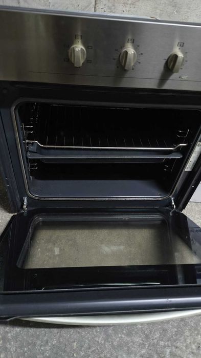 Forno Elétrico de Encastrar Teka HE-606 (Inox) + Acessórios