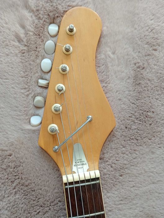 Guitarra Eléctrica Teisco EG-2 - Japão - 1960 Moreira • OLX.pt