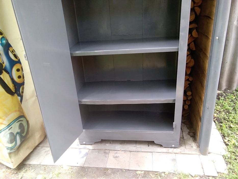 Шкаф инструментальный