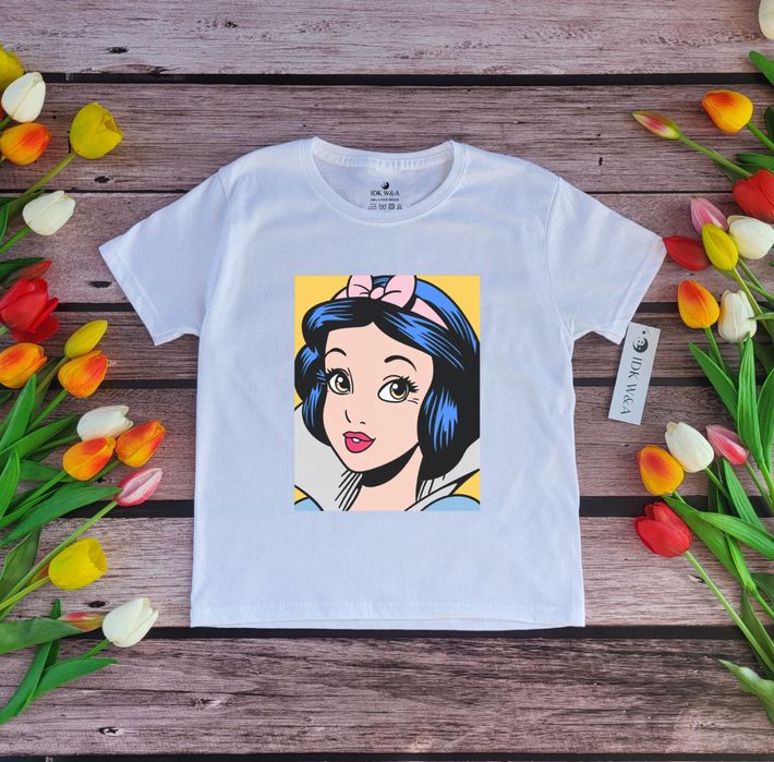 Koszulka z Śnieżka biała lub czarna rozmiar 104cm-170cm koszulka