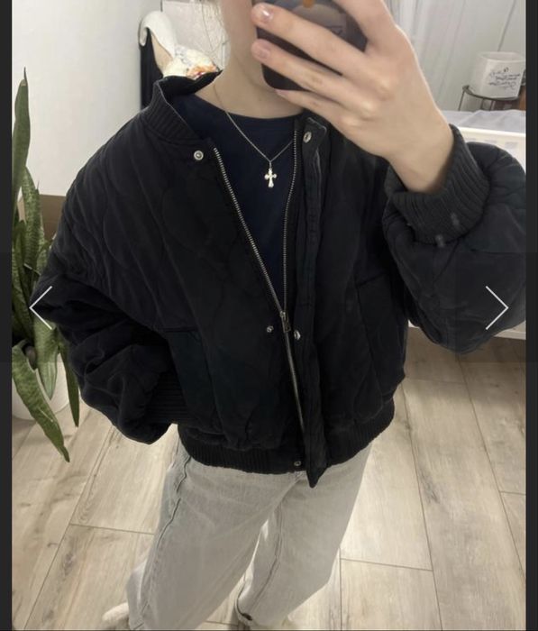 Темно синій бомбер від зара