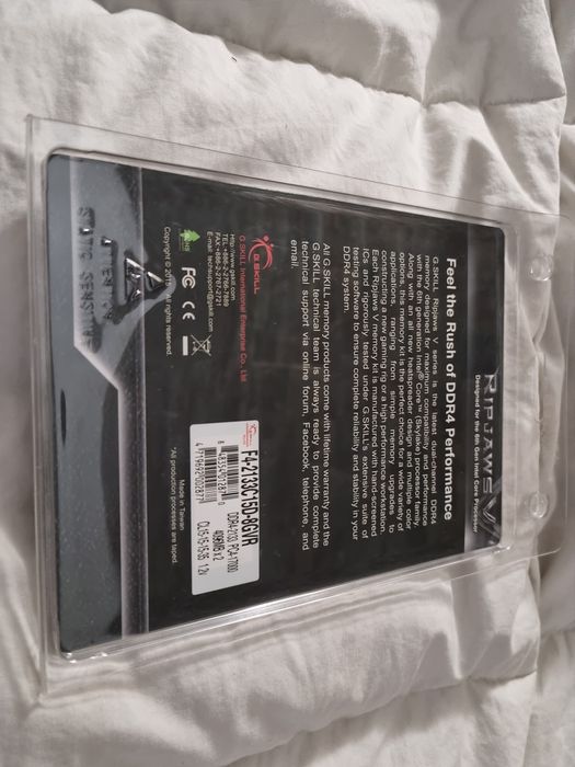 Vendo Memória RAM 2x4GB 2133Mhz