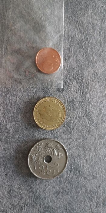 Monety 25 centymów 1 peseta 1 eurocent
