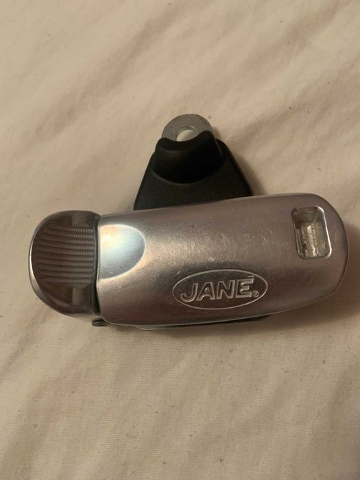 Фіксатор дитячого автокрісла, люльки