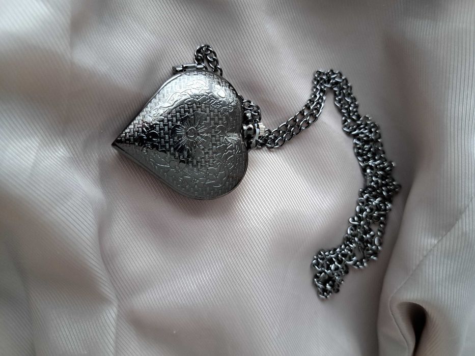 Zegarek kieszonkowy serduszko