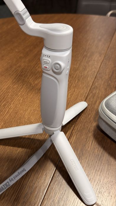 ZHIYUN Smooth Q4 Combo