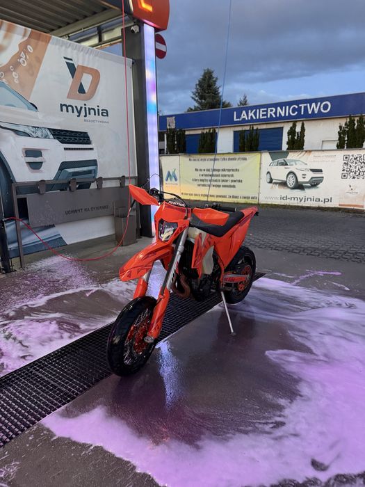 KTM
