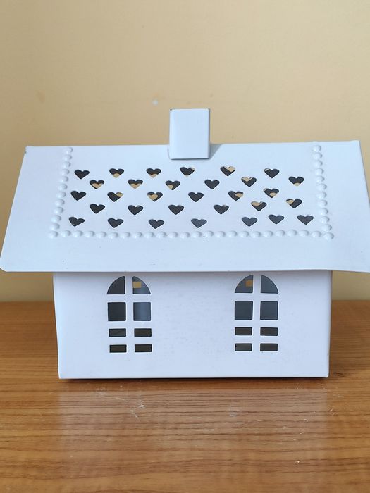 Свічник металевий Flora, Будиночок хатинка білий