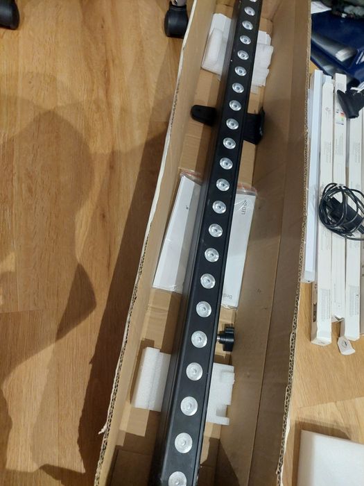 Stairville SonicPulse LED Bar 10 – Barra LED DMX Profissional