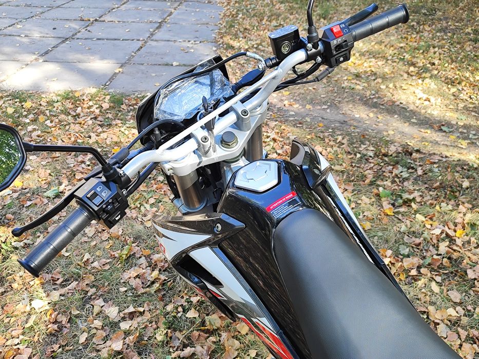 Мотоцикл LONCIN LX 250 GY-3K SX2 (LC171YMM)