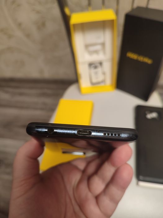 ИГРОВОЙ Poco X3Pro, памяти 8-256гиг, хорошее состояние.